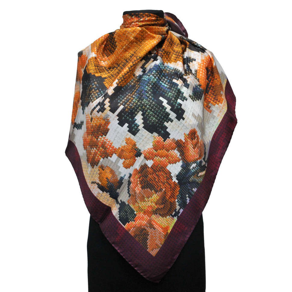Нарядный женский платок с дизайнерским принтом Laura Biagiotti 833839