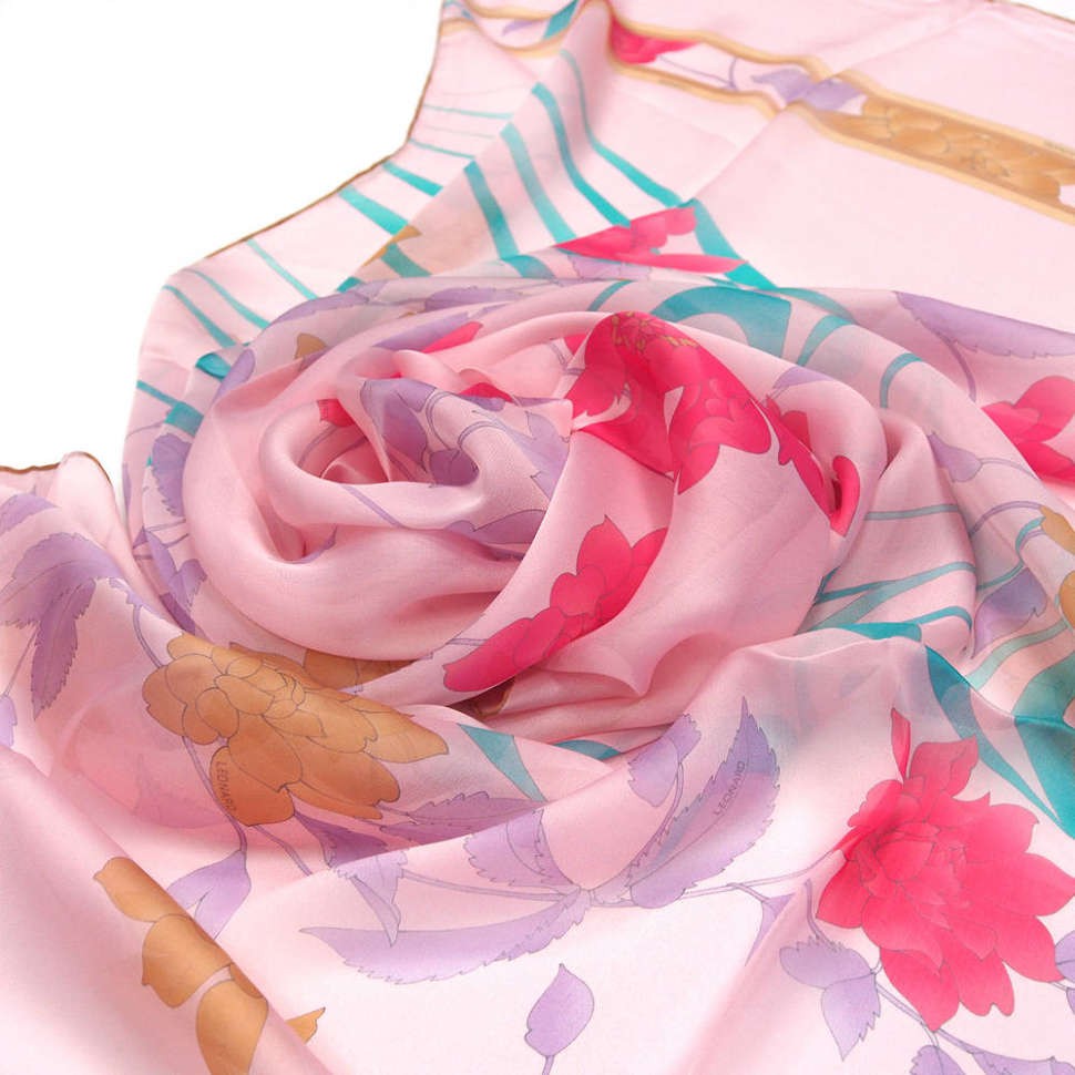 Фирменный розовый палантин с узорами и цветками Leonard 813250