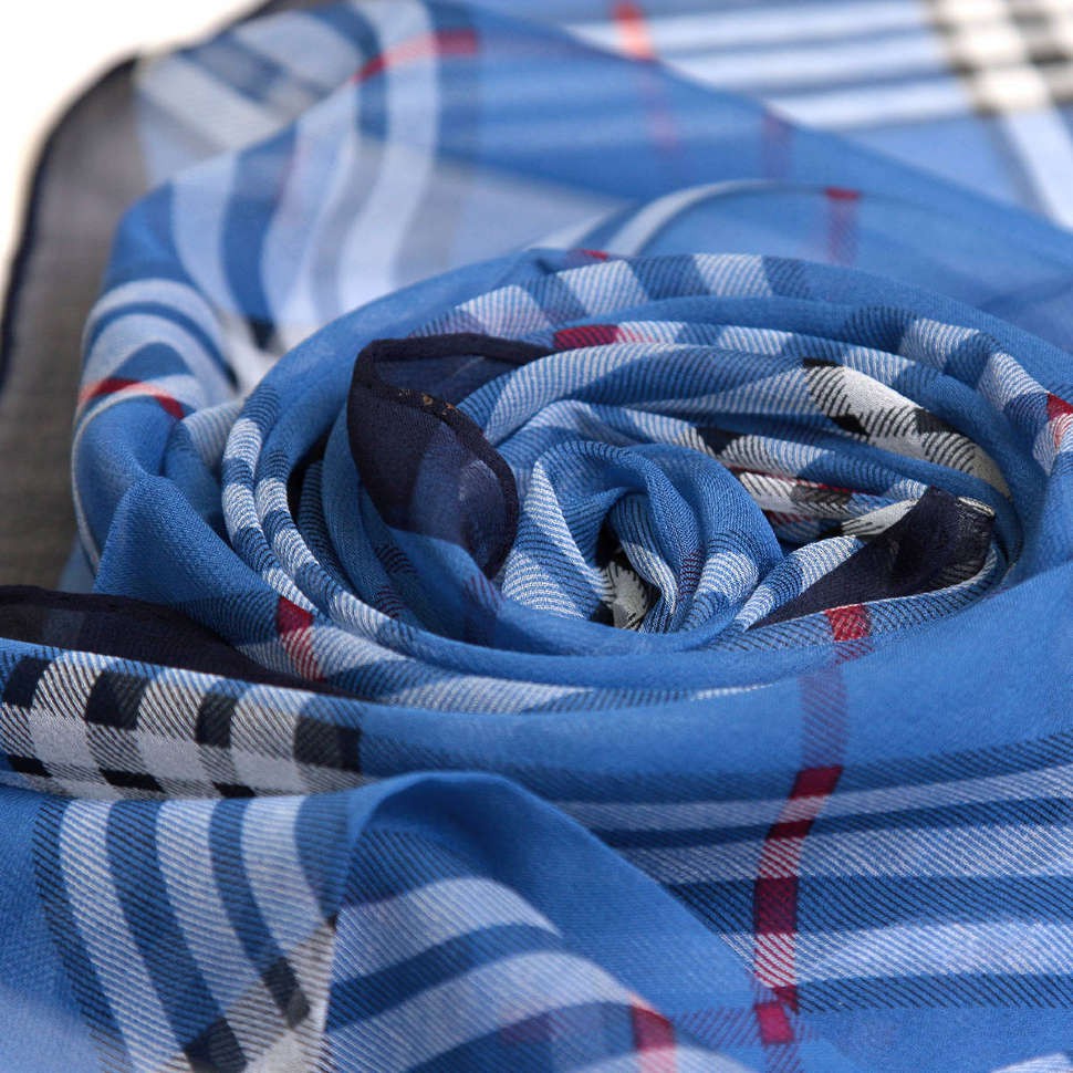 Женский шарф в светло-синих тонах в клетку Marina D`Este 62097